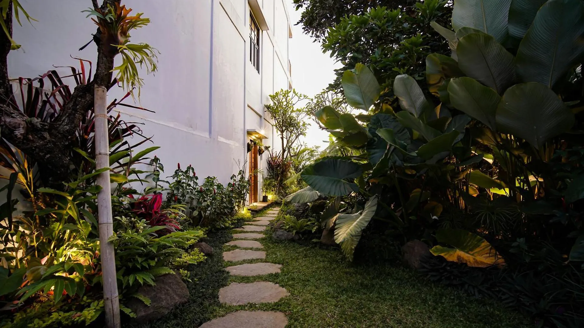 Wakasuta House Bed & Breakfast Ubud  Indonesia
