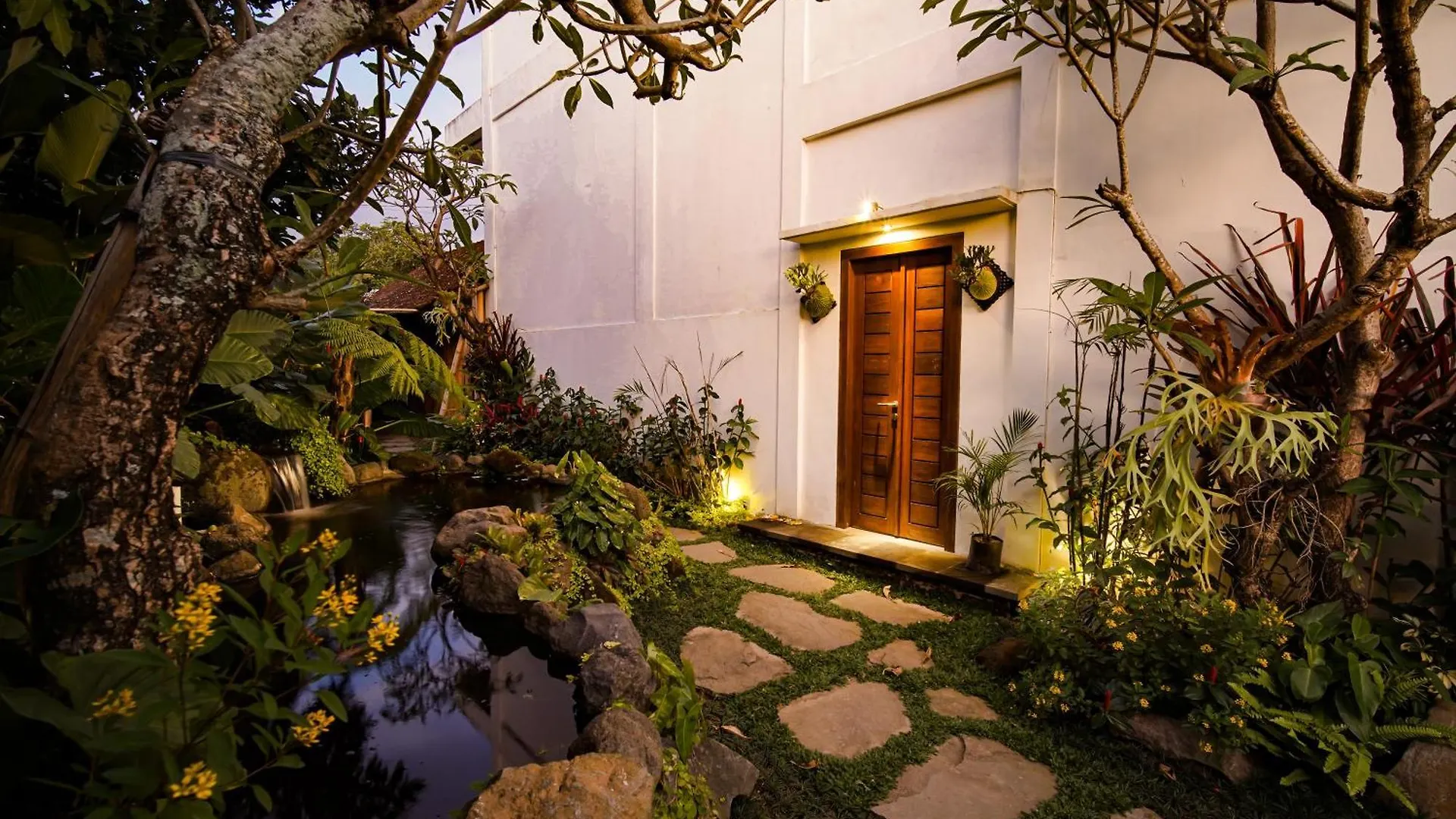 Wakasuta House Bed & Breakfast Ubud  Ubud (Bali)