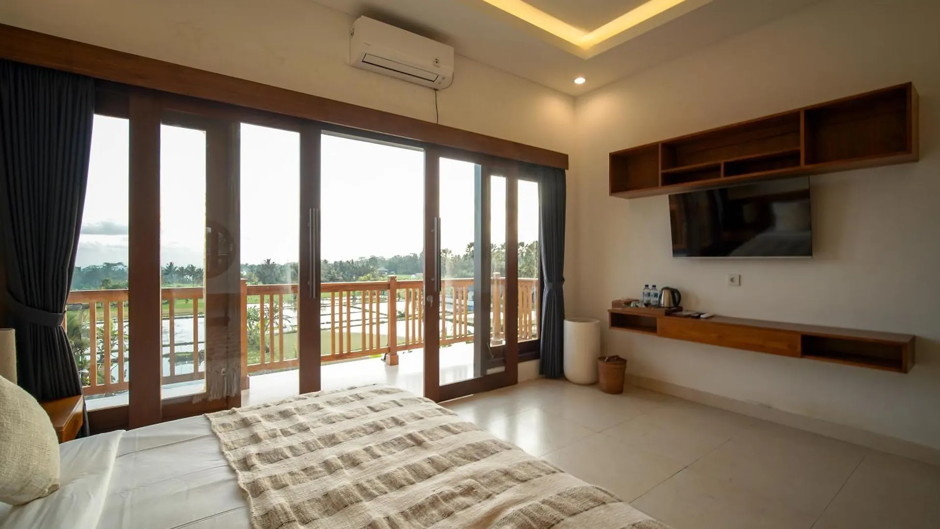 Wakasuta House Bed & Breakfast Ubud  0*, Ubud (Bali)