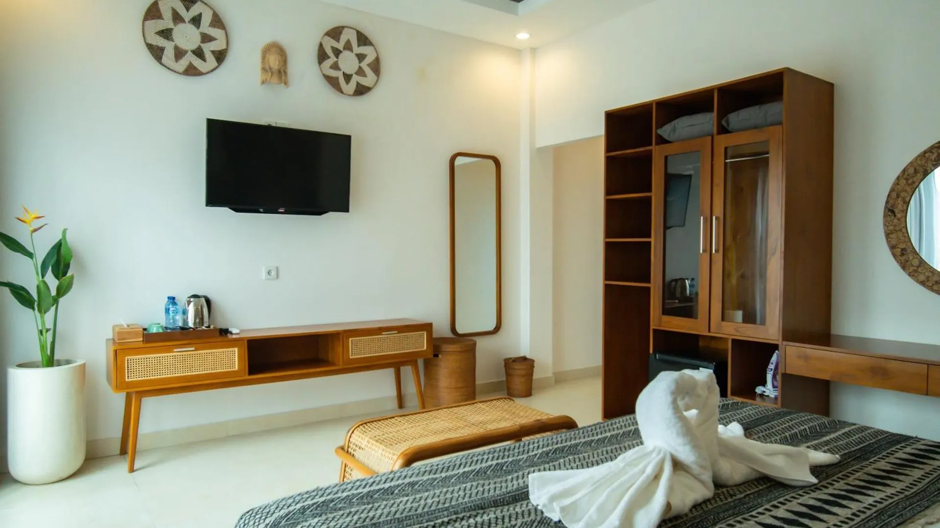 Wakasuta House Bed & Breakfast Ubud