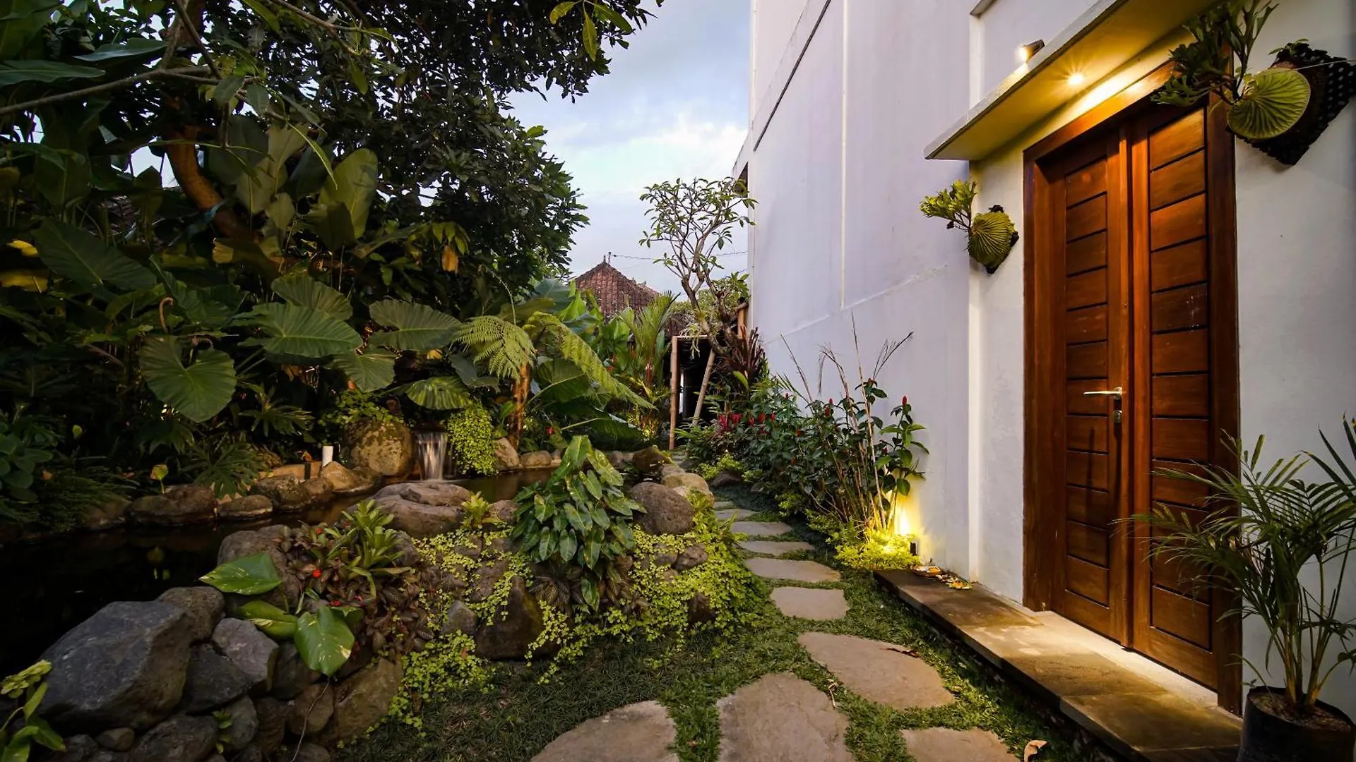 ウブド Wakasuta House Bed & Breakfast